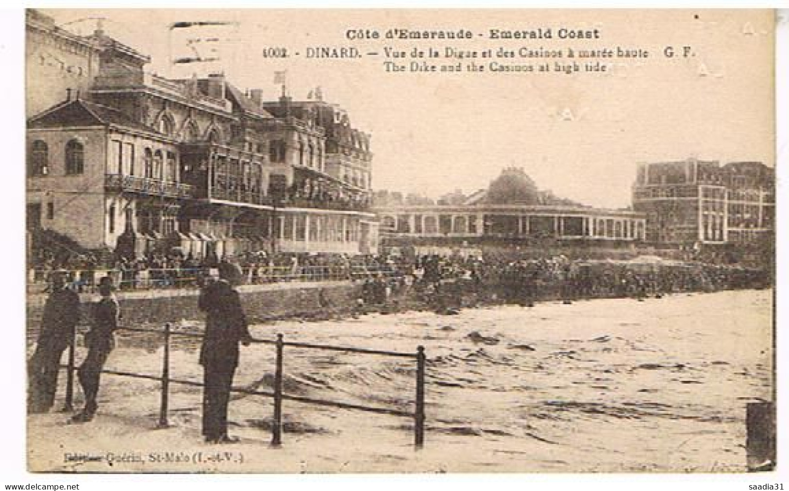 35    DINARD  VUE DE LA DIGUE ET DES CASINOS A MAREE HAUTE 1925 - Dinard