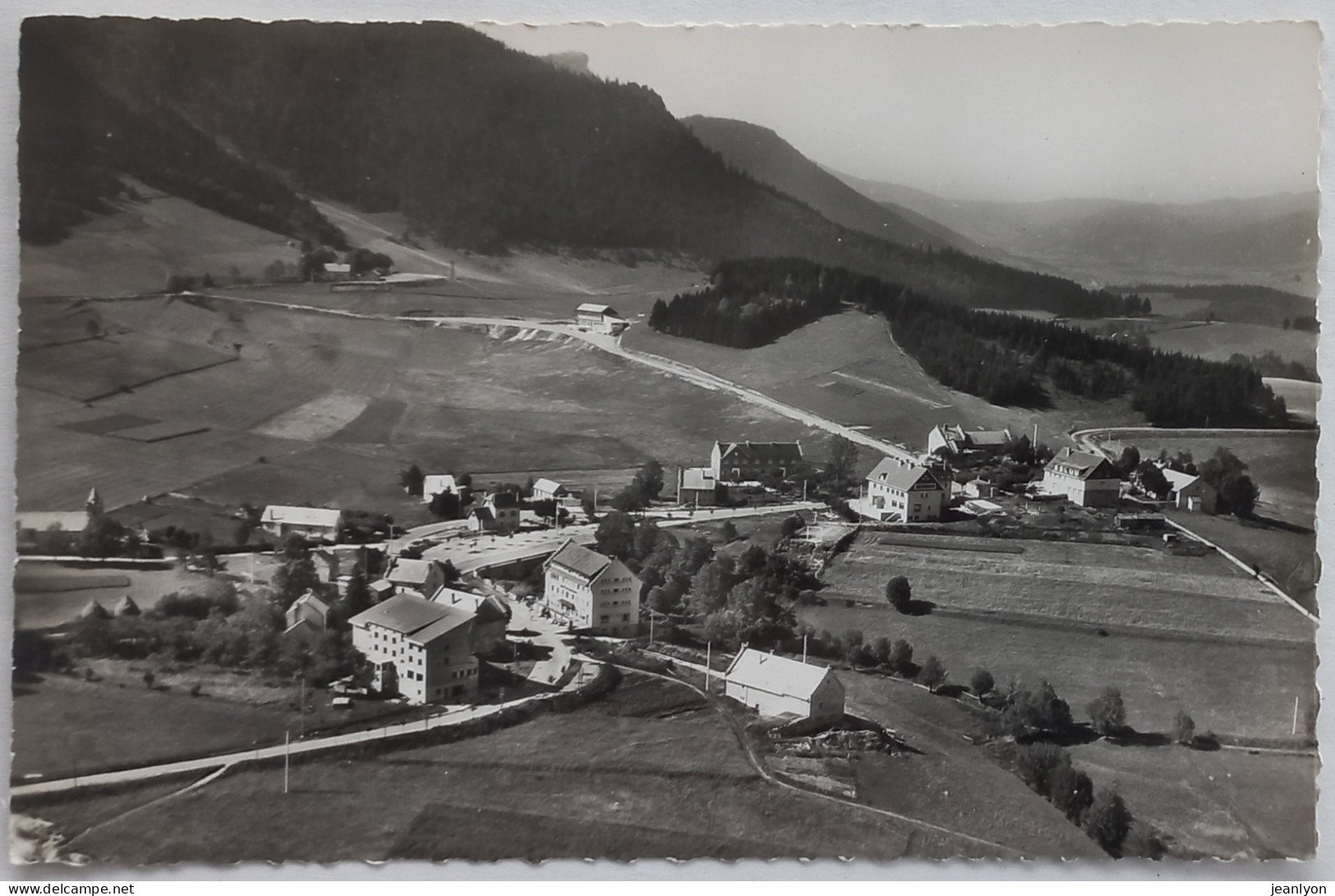 SAINT NIZIER DU MOUCHEROTTE (38 Isère) - Vue Aérienne Du Village - Sonstige & Ohne Zuordnung