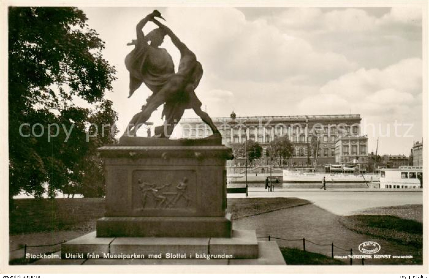 73792294 Stockholm Utsikt Fran Museiparken Med Slottet I Bakgrunden Stockholm - Sweden