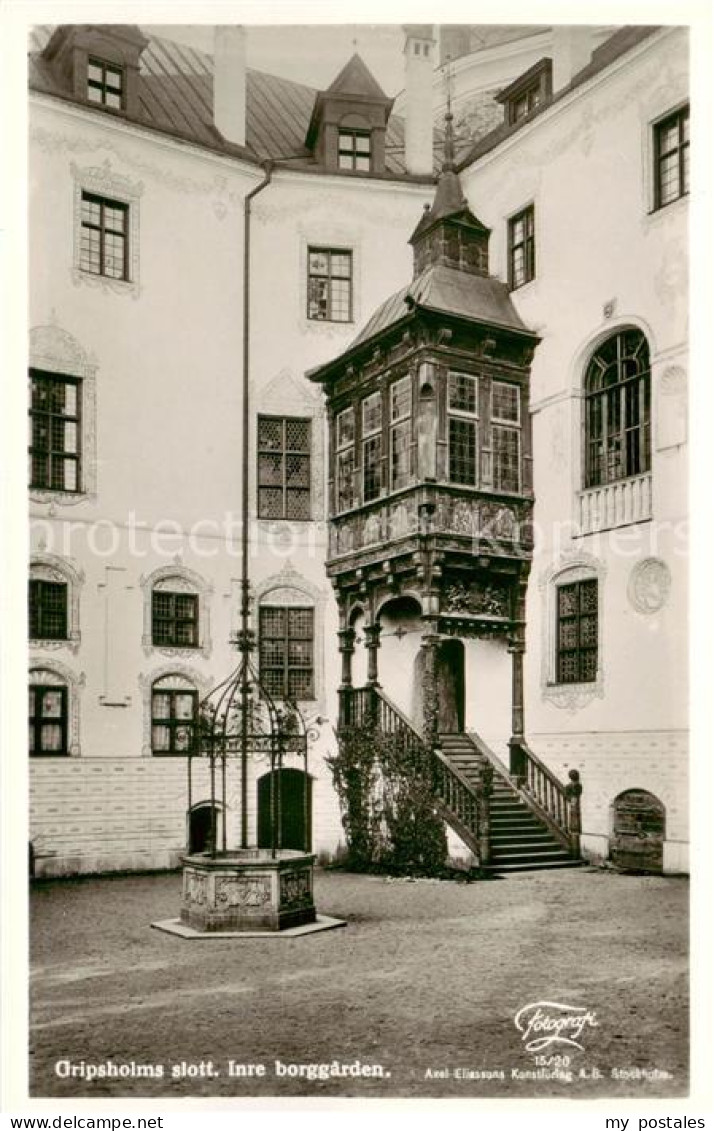 73791942 Gripsholms Slott Gripsholm Straengnaes Sweden Inre Borggarden  - Schweden