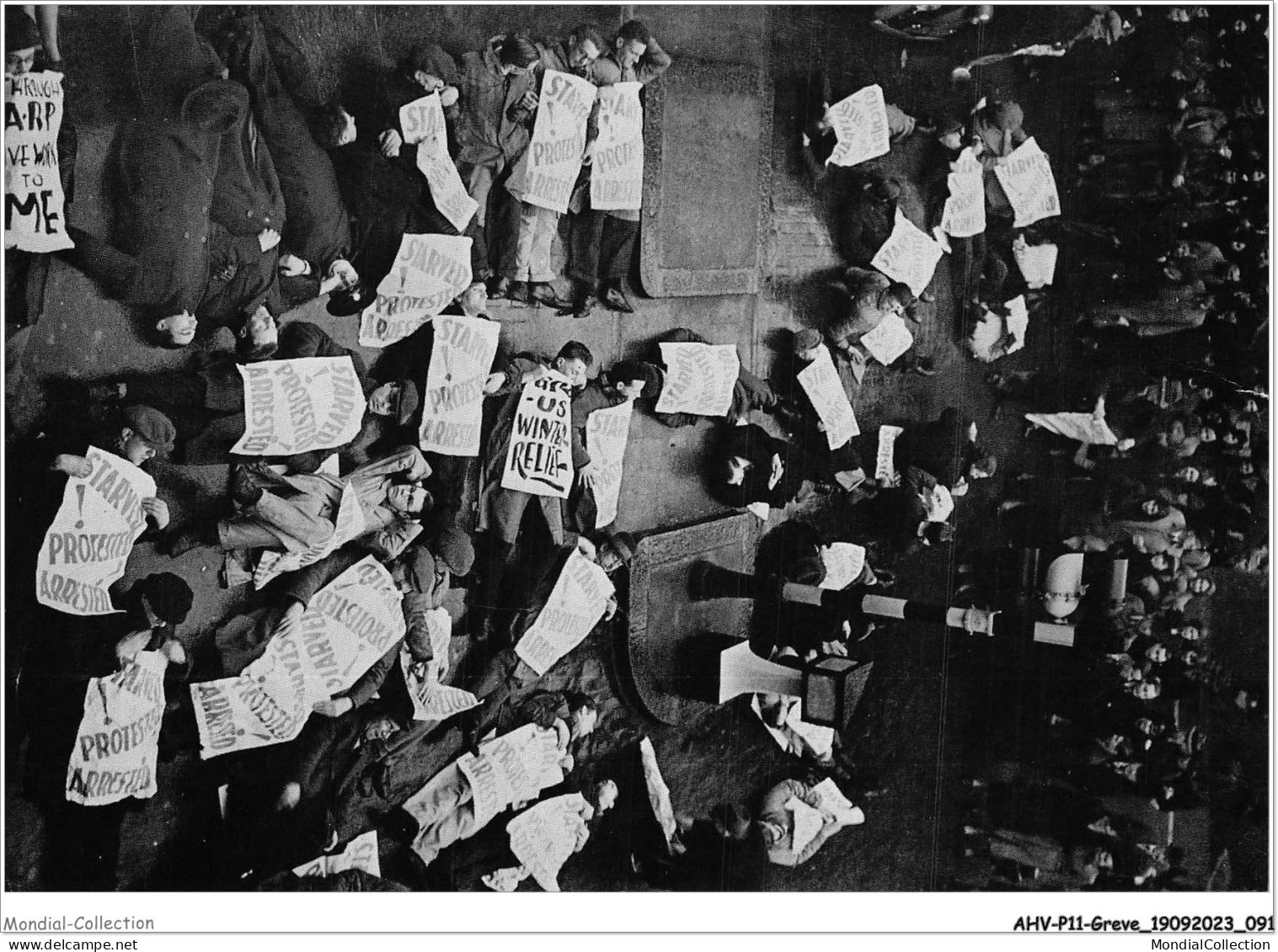 AHVP11-0985 - GREVE - Lie Down Strike 1938 - Grèves