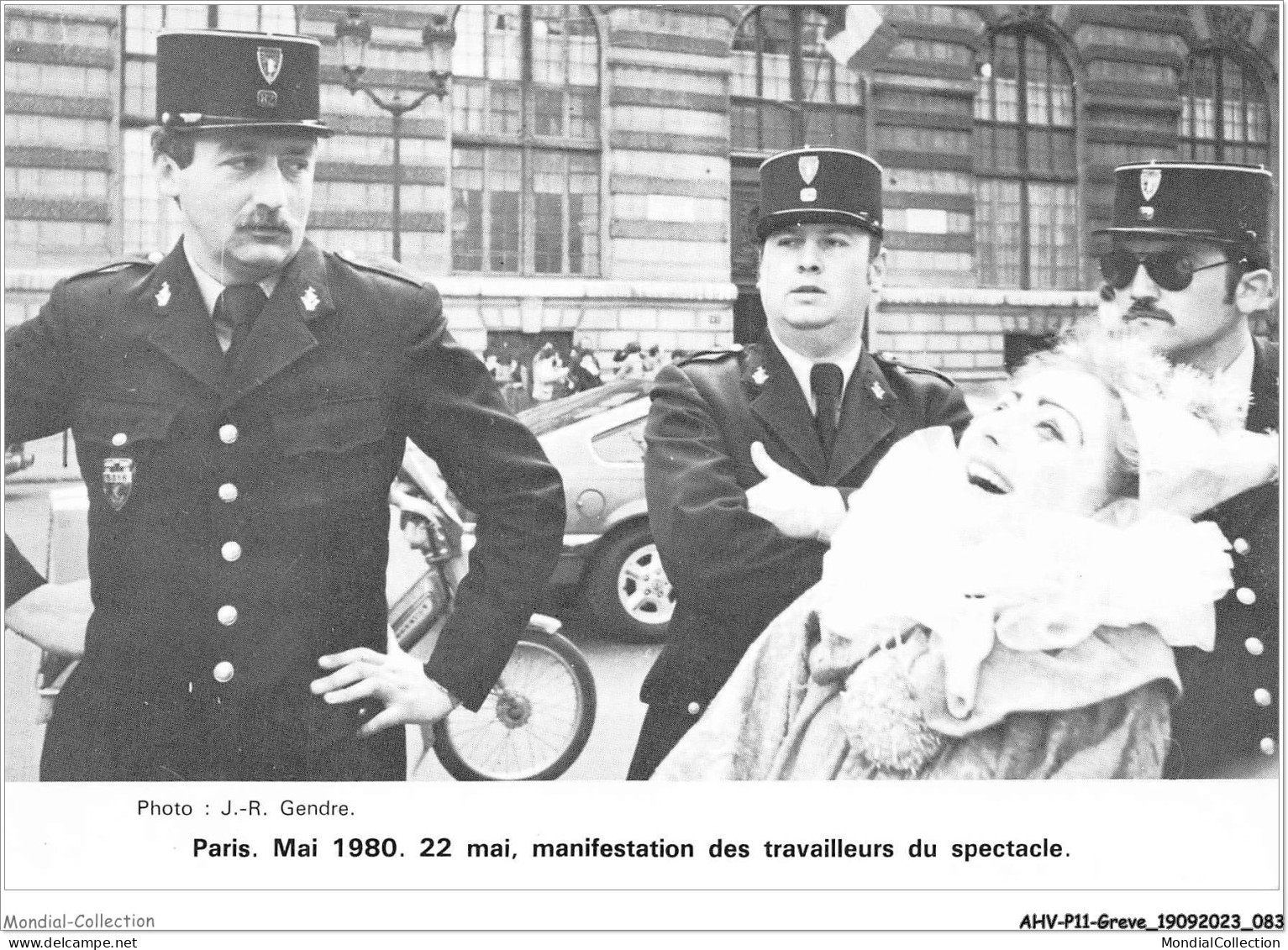 AHVP11-0981 - GREVE - Paris - Mai 1980 - Manifestation Des Travaileurs Du Spectacle  - Sciopero