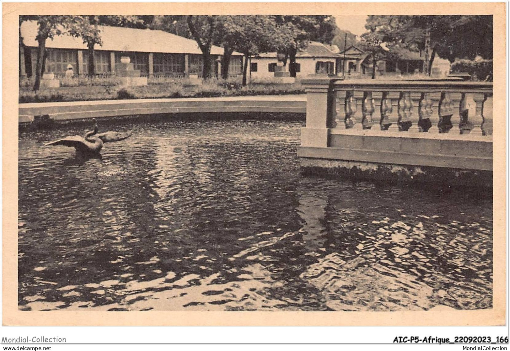 AICP5-AFRIQUE-0590 - CONAKRY - Bassin Du Château D'eau - Guinea