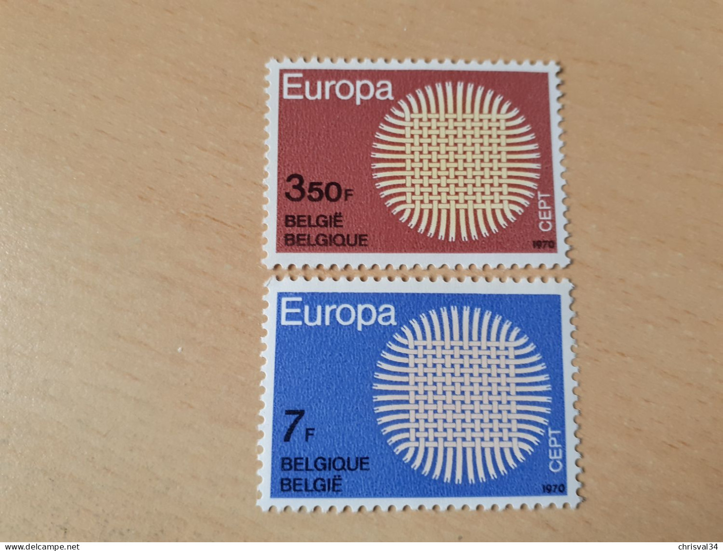 TIMBRES   BELGIQUE    ANNÉE  1970      N  1530  /  1531   COTE  2,00  EUROS   NEUFS   LUXE** - Nuovi