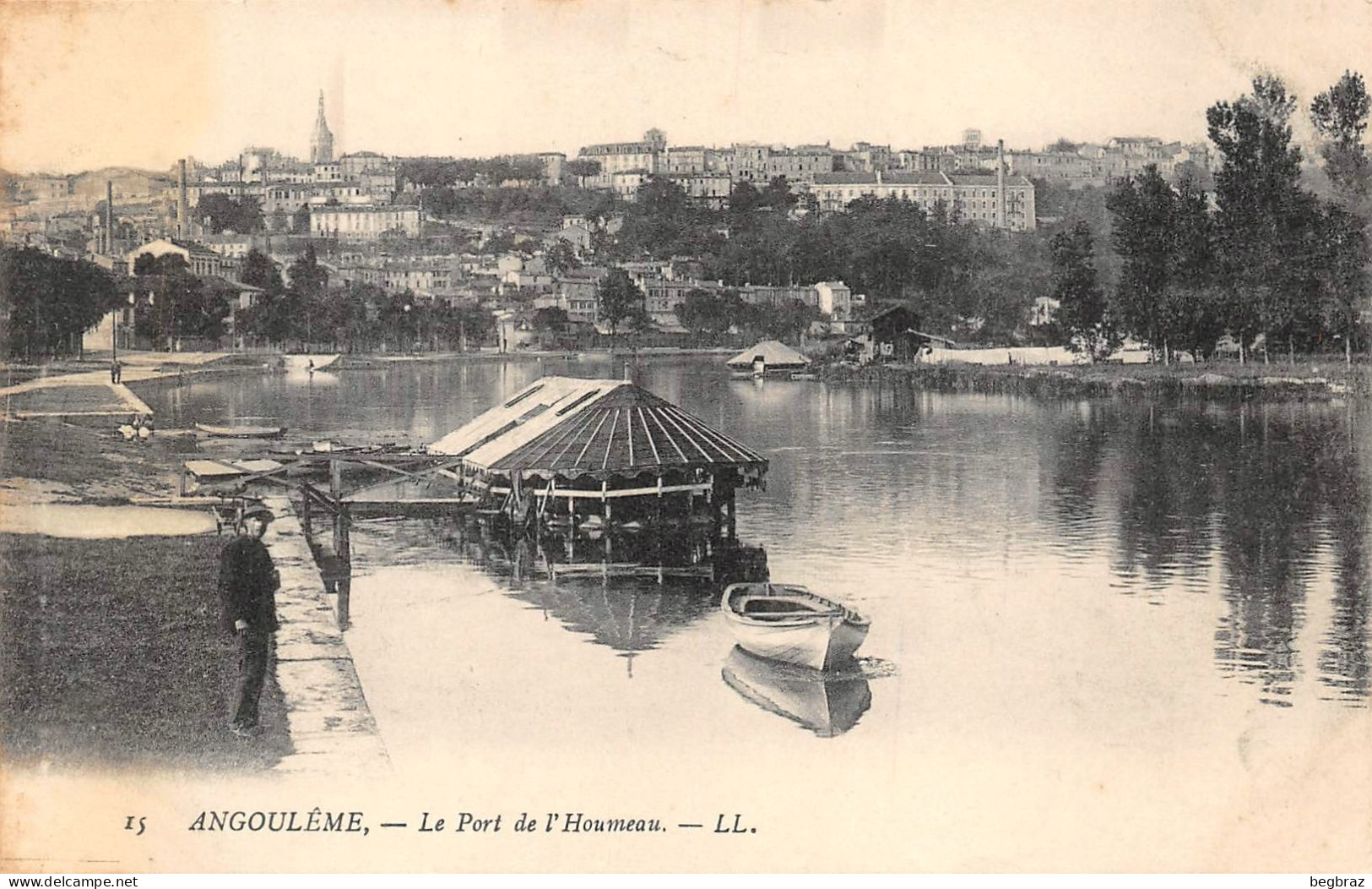 ANGOULEME     PORT DE L HOUMEAU    BATEAU LAVOIR - Angouleme