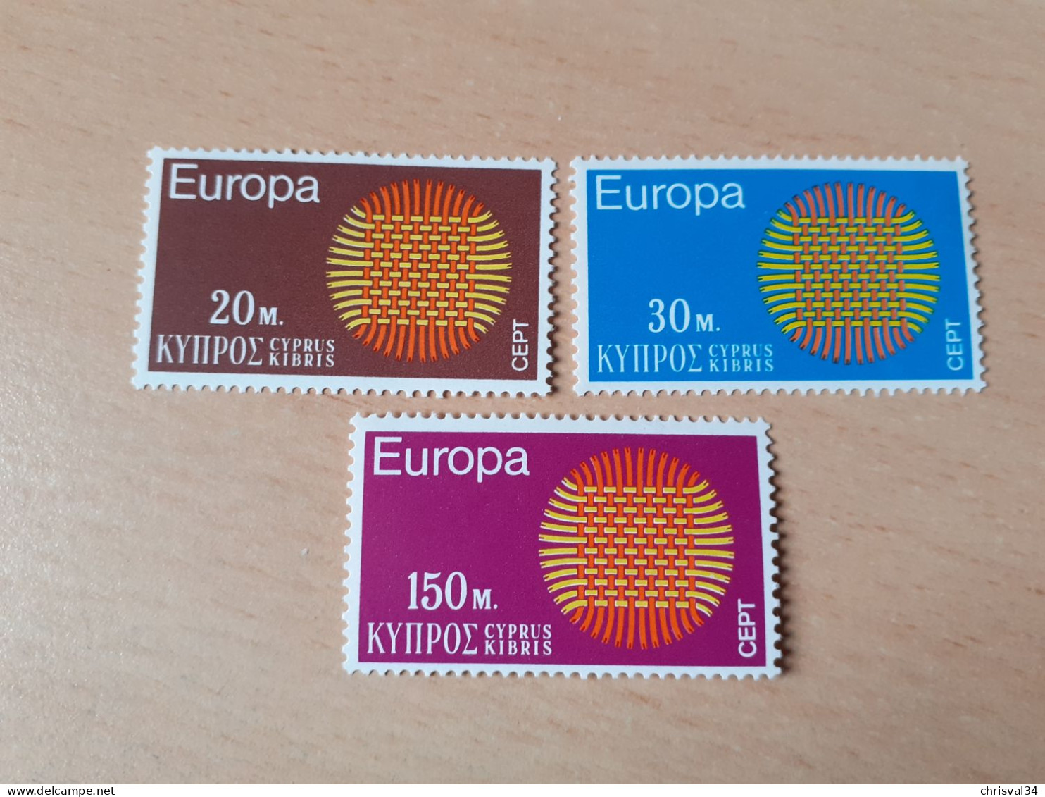 TIMBRES   CHYPRE    ANNÉE  1970      N  324  A  326   COTE  5,00  EUROS   NEUFS   LUXE** - Nuevos