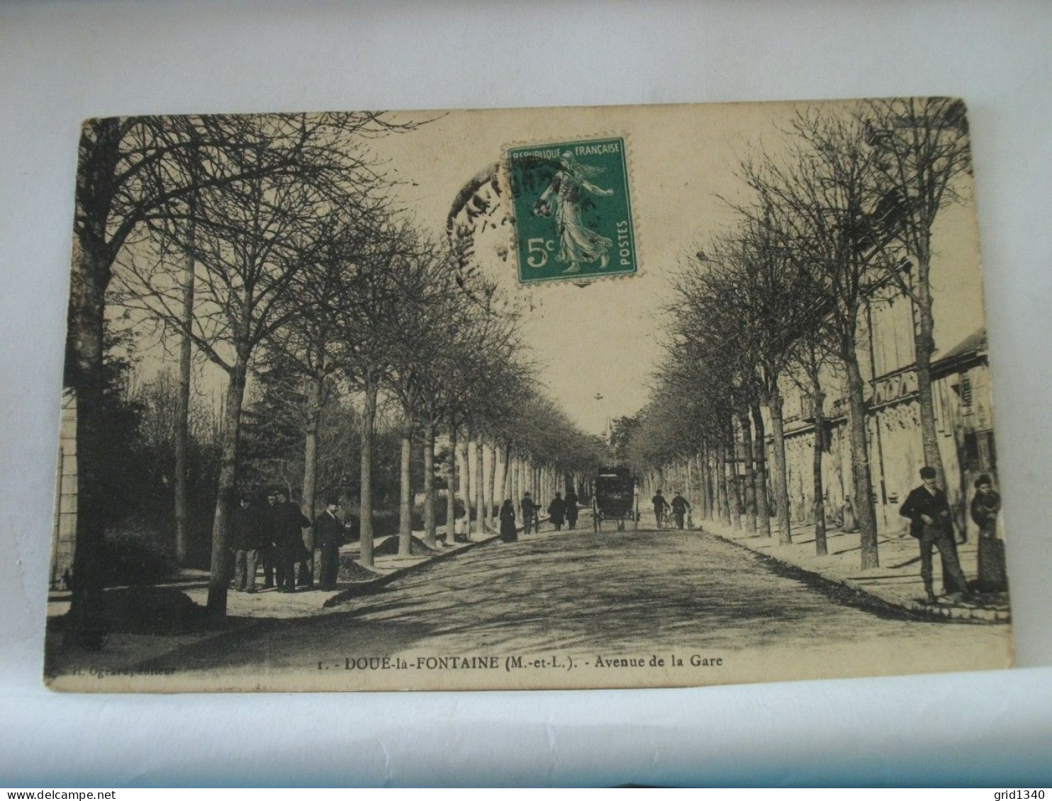 49 7920 CPA 1911 - 49 DOUE LA FONTAINE - AVENUE DE LA GARE - ANIMATION - Doue La Fontaine