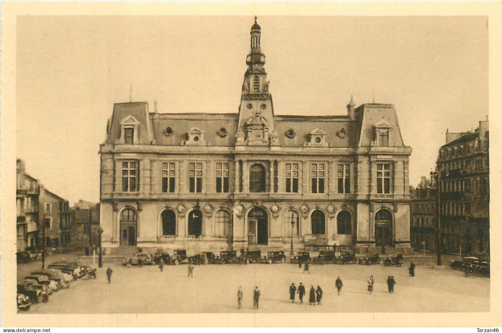 27.04.2024 - C - 46 Bis - POITIERS L'hôtel De Ville Façade Principale Sur La Place D'armes - Poitiers