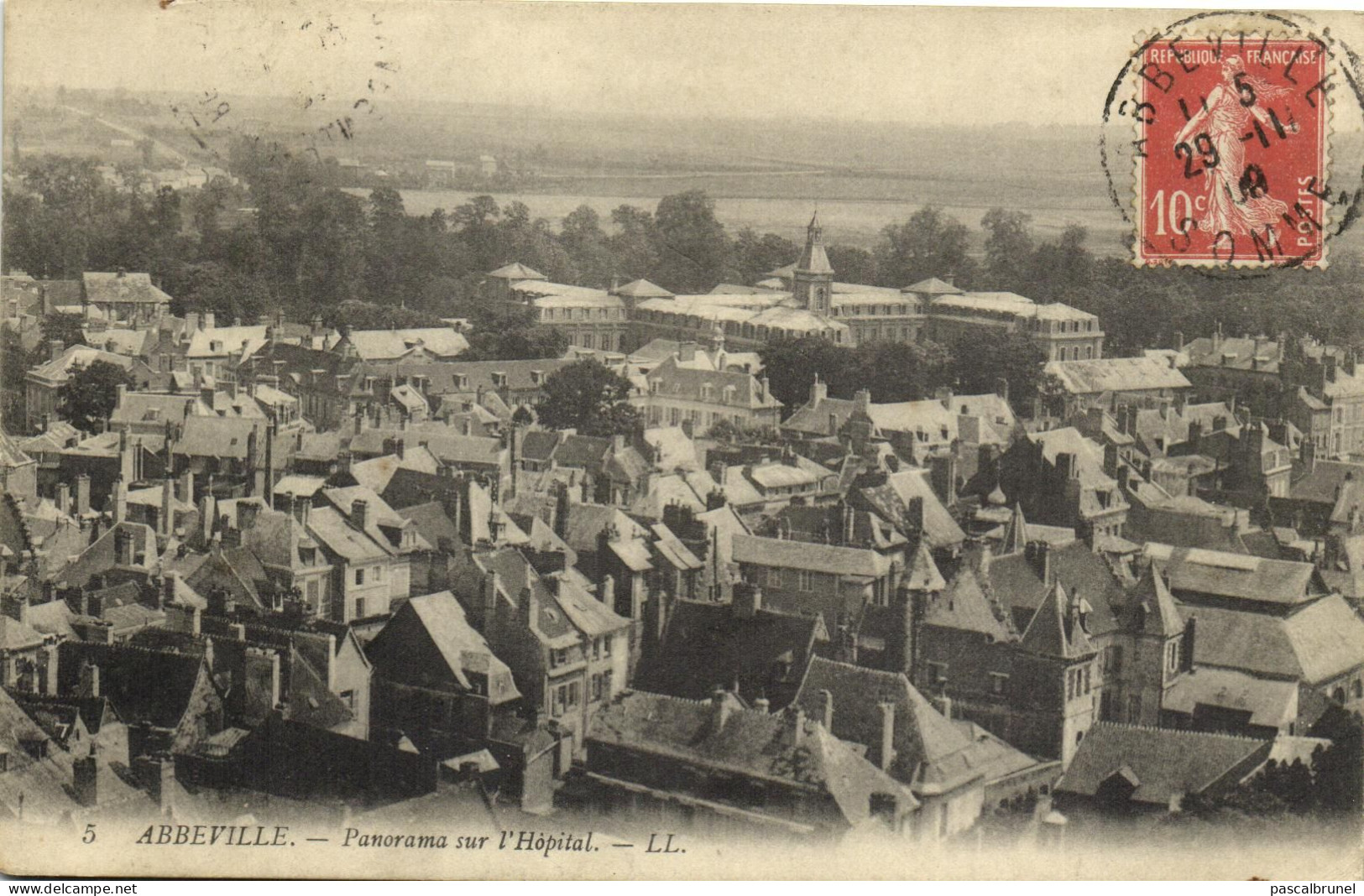 ABBEVILLE - PANORAMA SUR L'HOPITAL - Abbeville