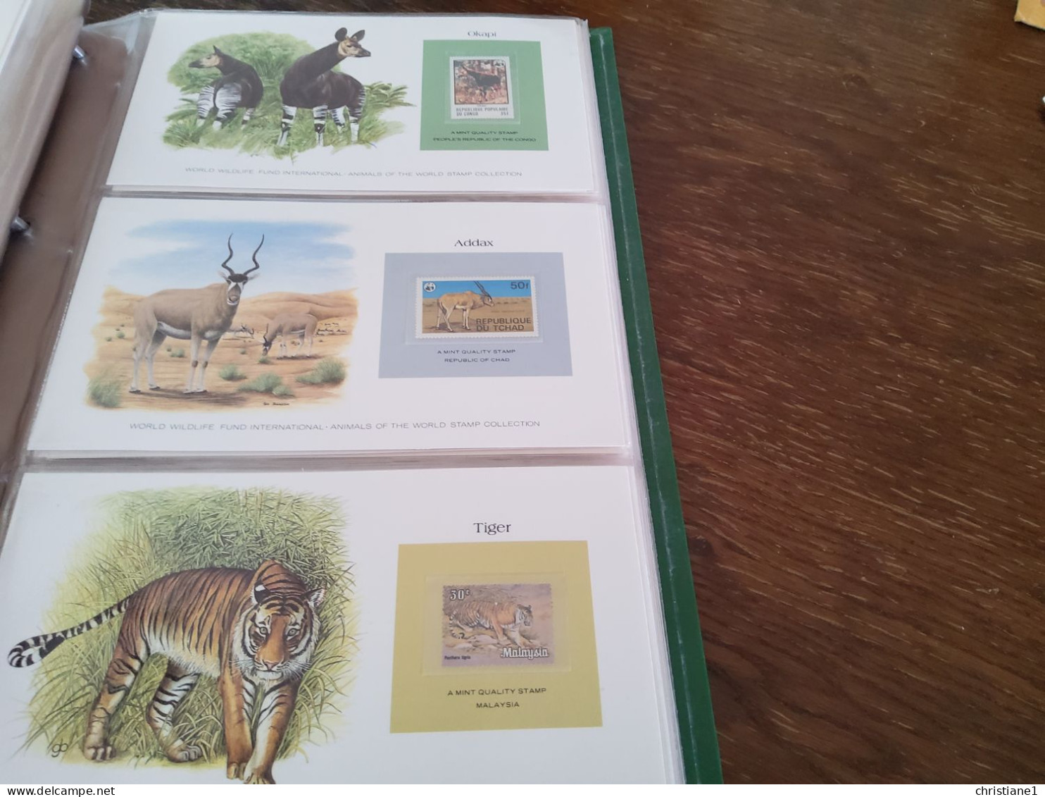 WWF Album Contenant De 54 Cartes Avec Textes En Anglais  Et En Français - Unused Stamps