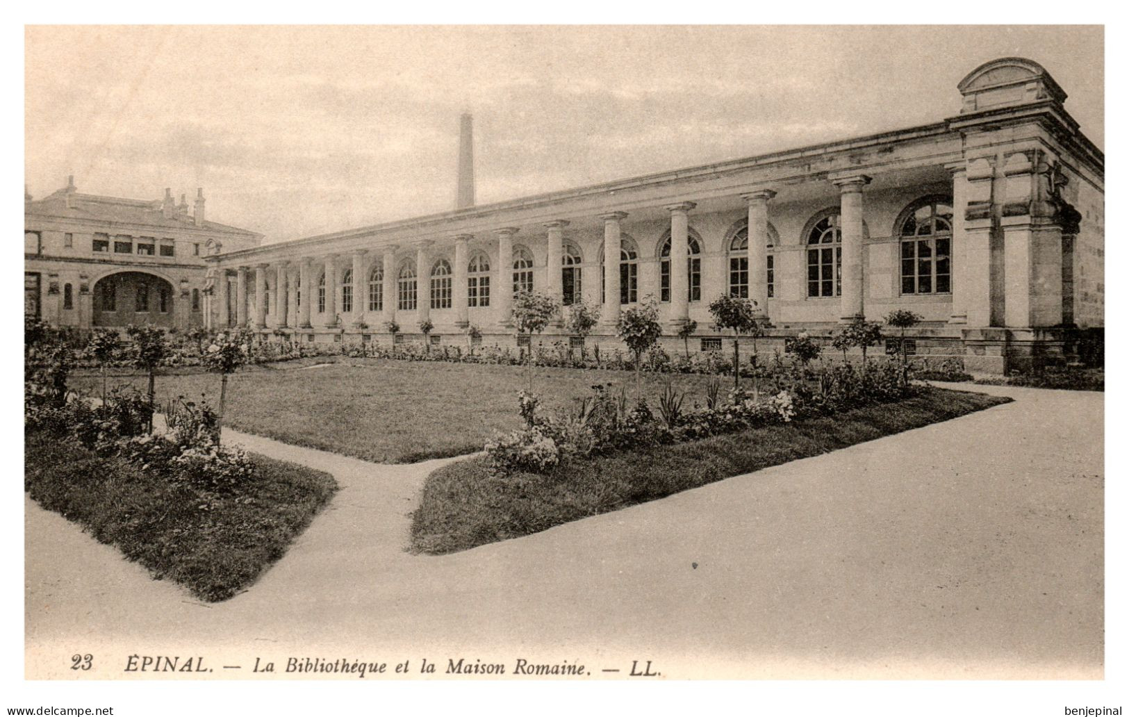 Epinal -  La Bibliothèque Et La Maison Romaine - Epinal