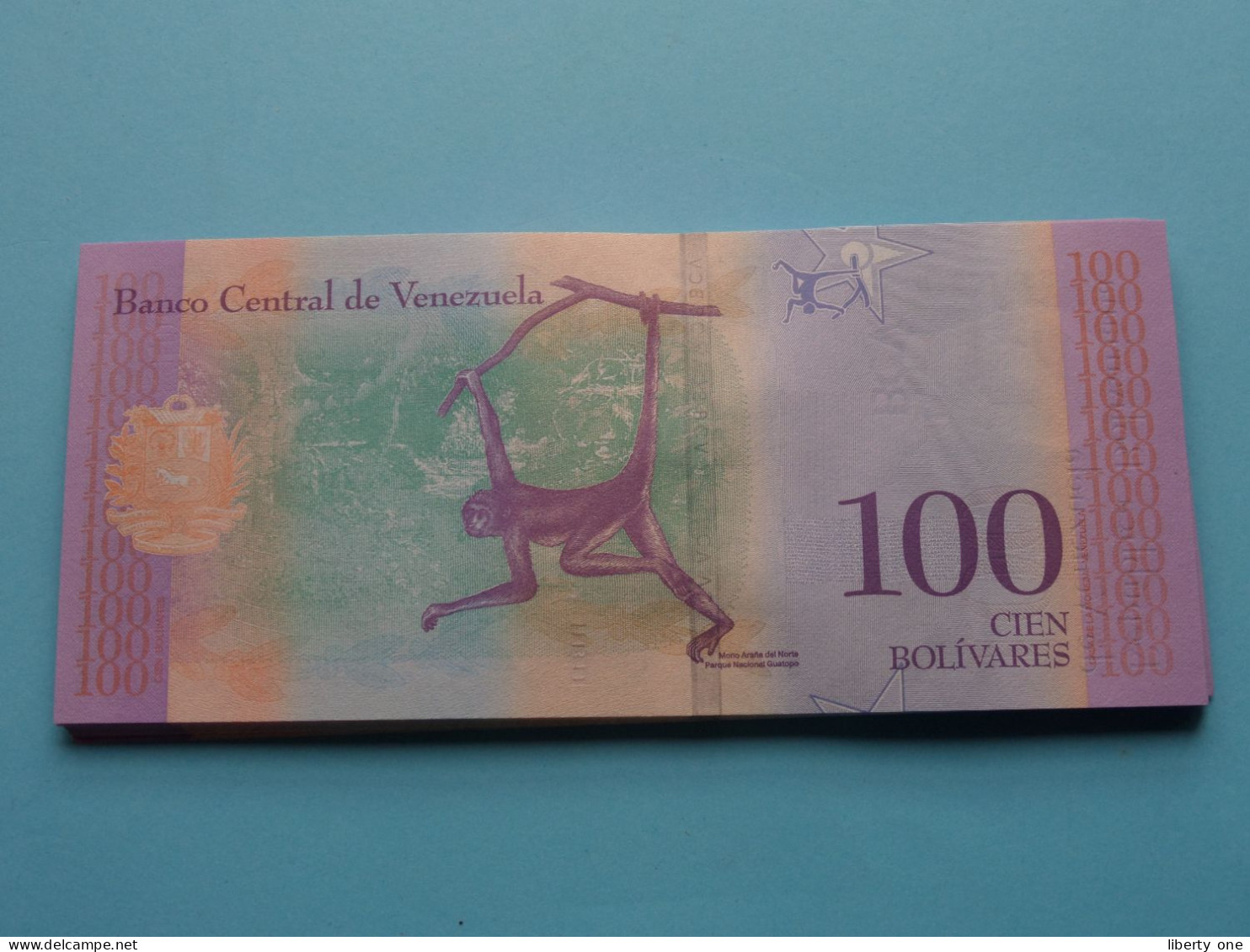 100 - Cien Mil Bolivares > 18 De Mayo De 2018 > Republica Bolivariana De Venezuela ( For Grade, Please See Photo )! - Venezuela