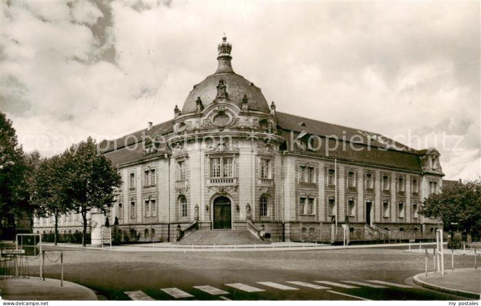 73790256 Landau  Pfalz Amtsgericht  - Landau