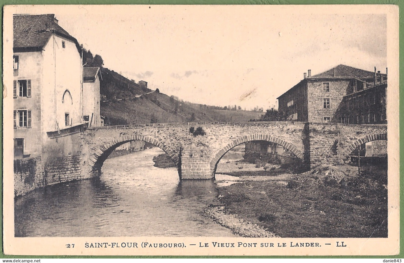 CPA - CANTAL - SAINT FLOUR (FAUBOURG) - VIEUX PONT SUR LE LANDER - Saint Flour