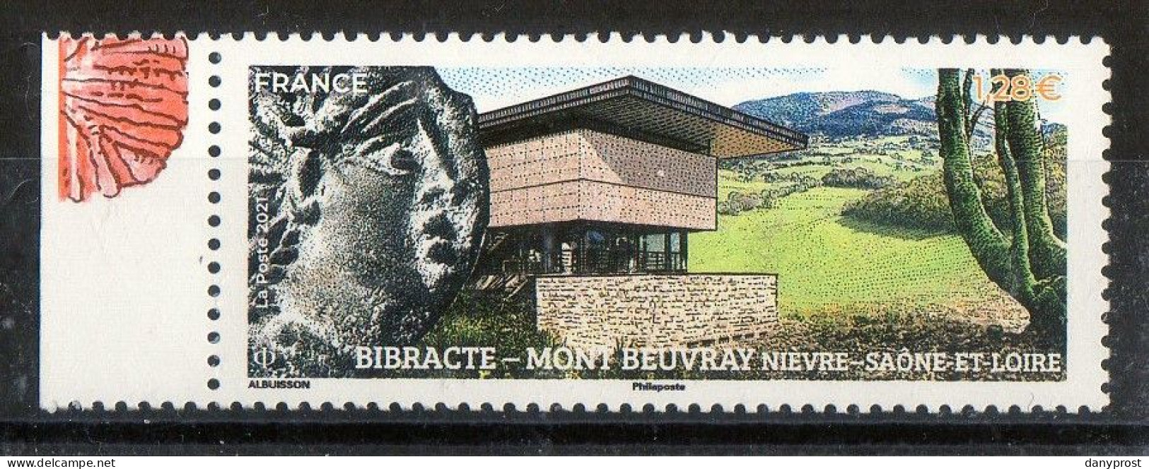 FR 2021--" BIBRACTE - Mont Beuvray  " 1 Timbre LP 20g  à 1.28 € - 1 Marge Gauche Illustrée - Neuf** - Unused Stamps