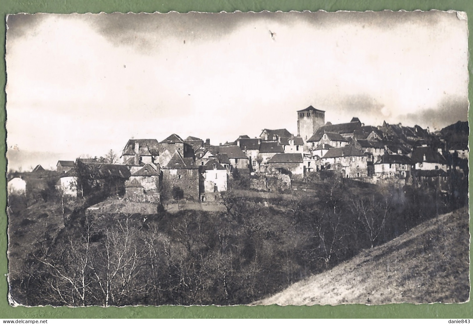 CPSM Format CPA - CORREZE - VOUTEZAC - VUE GÉNÉRALE - - Andere & Zonder Classificatie