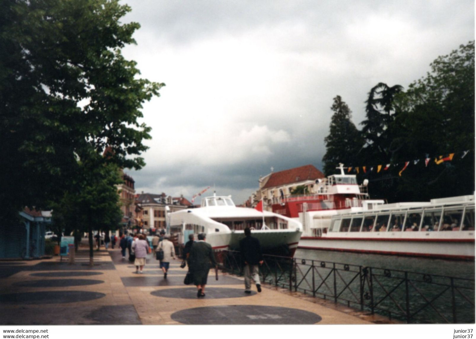 2 Photo De Bateaux De Tourisme - Schiffe