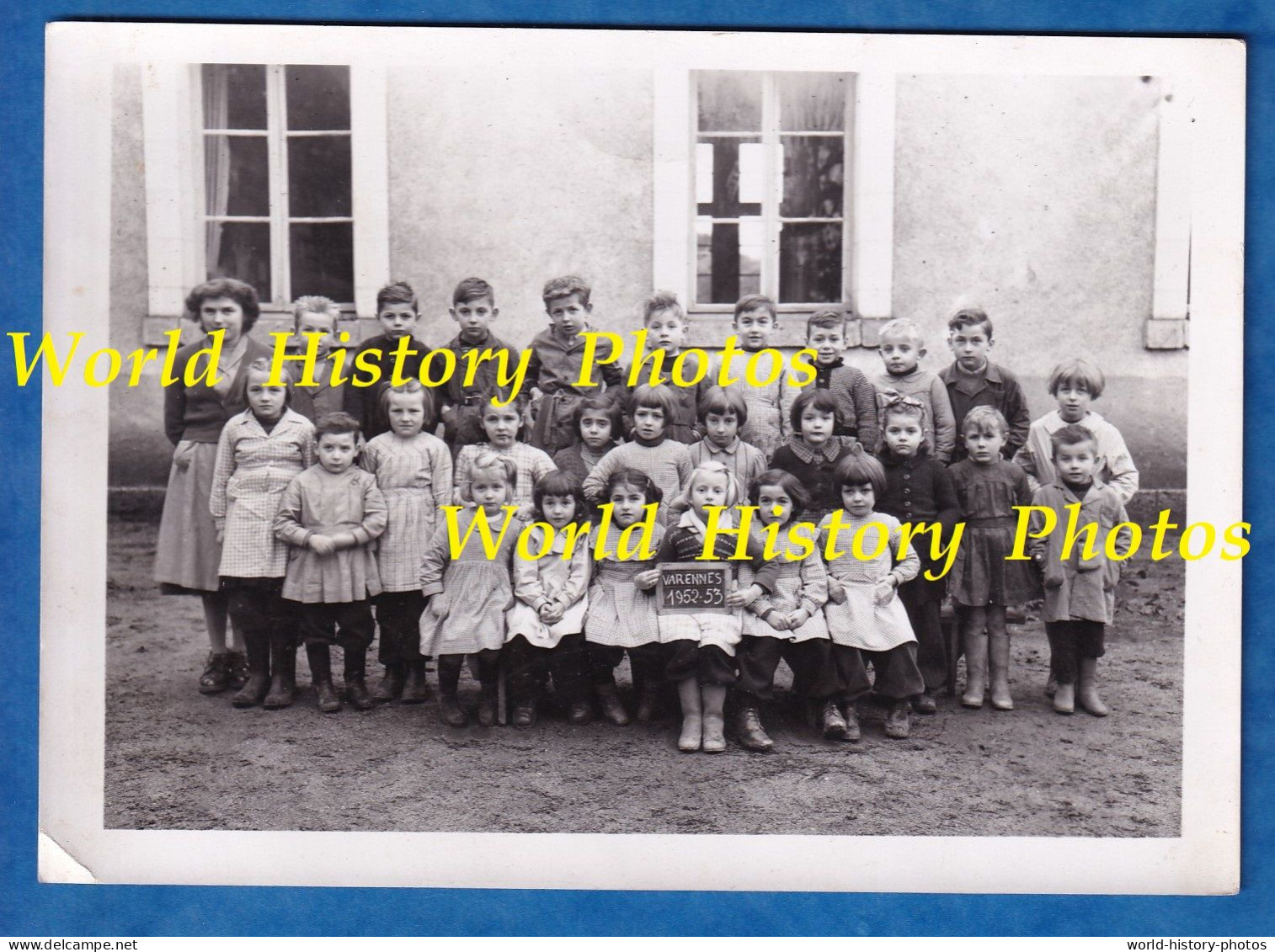 Photo Ancienne - VARENNES Sur FOUZON ( Indre ) - école De Filles - 1952 / 1953 - Institutrice Enfant Fille - Anonieme Personen