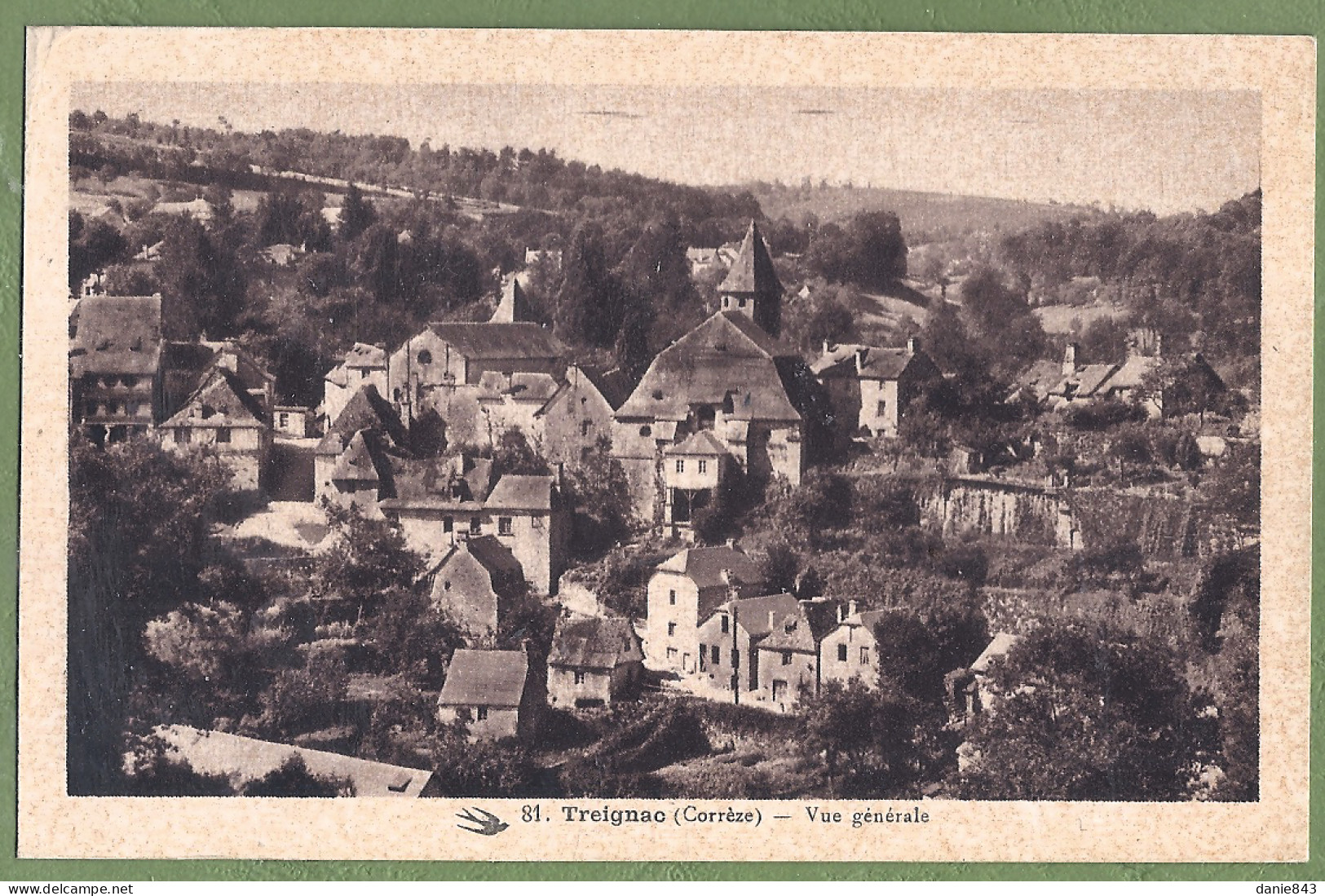 CPA - CORREZE - TREIGNAC - VUE GÉNÉRALE - Treignac