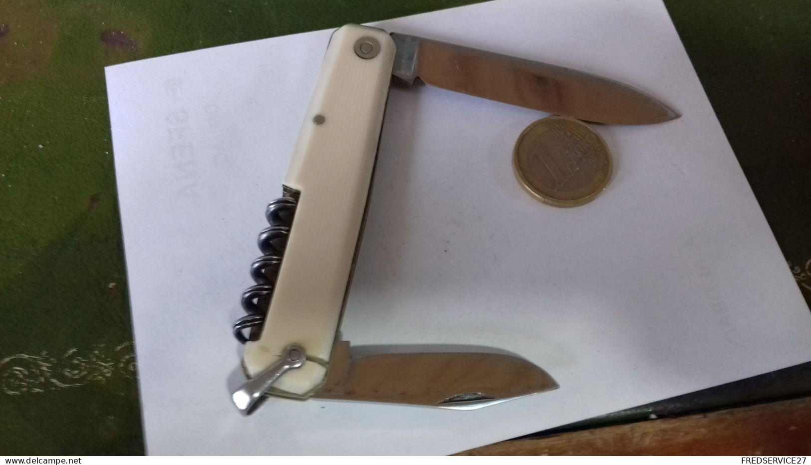 B18 / COUTEAU BLANC MARQUE ??? - Knives