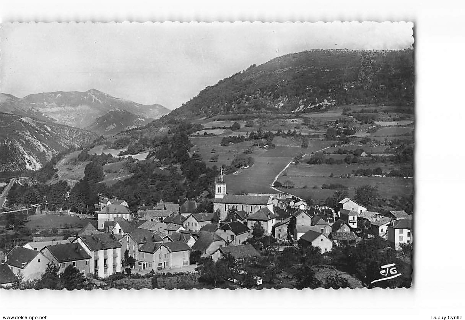 SAINT JULIEN EN BEAUCHENE - Vue Générale - état - Other & Unclassified