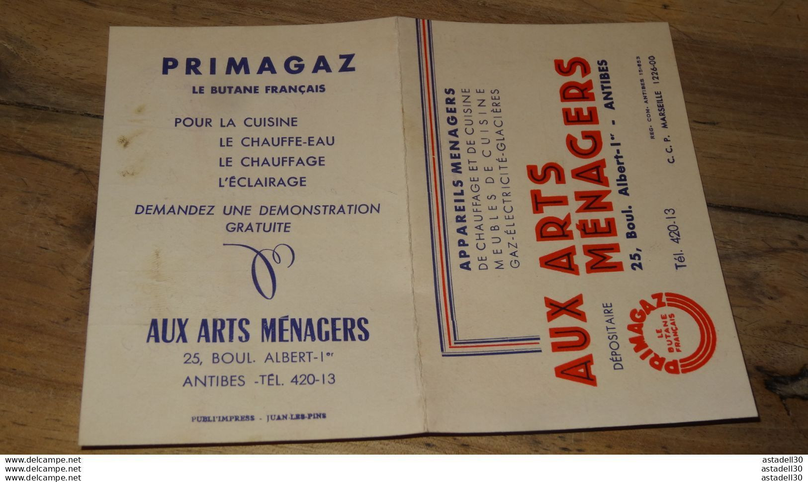 Depliant Publicitaire ANTIBES, Aux Arts Menagers;  ............. E1-200 - Andere & Zonder Classificatie