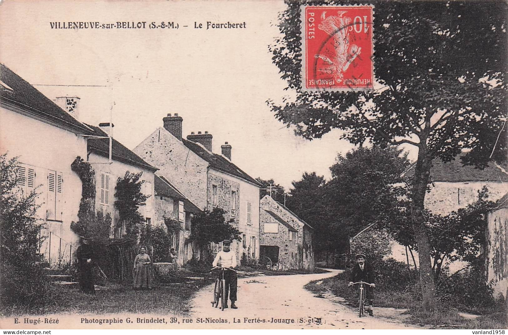 VILLENEUVE Sur BELLOT-le Fourcheret - Autres & Non Classés