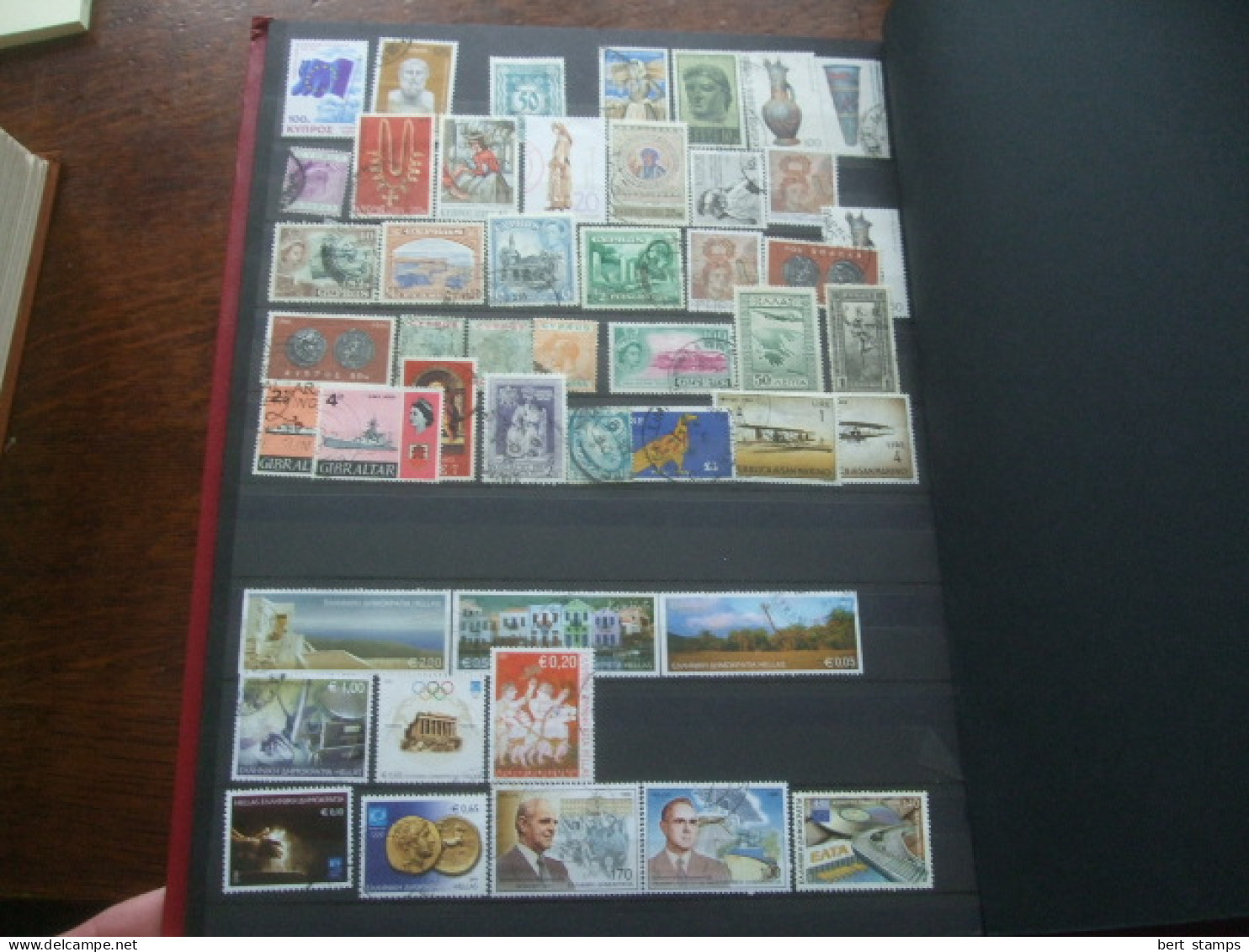 Stockbook With Australie And Others Nice To Explore - Collections (with Albums)