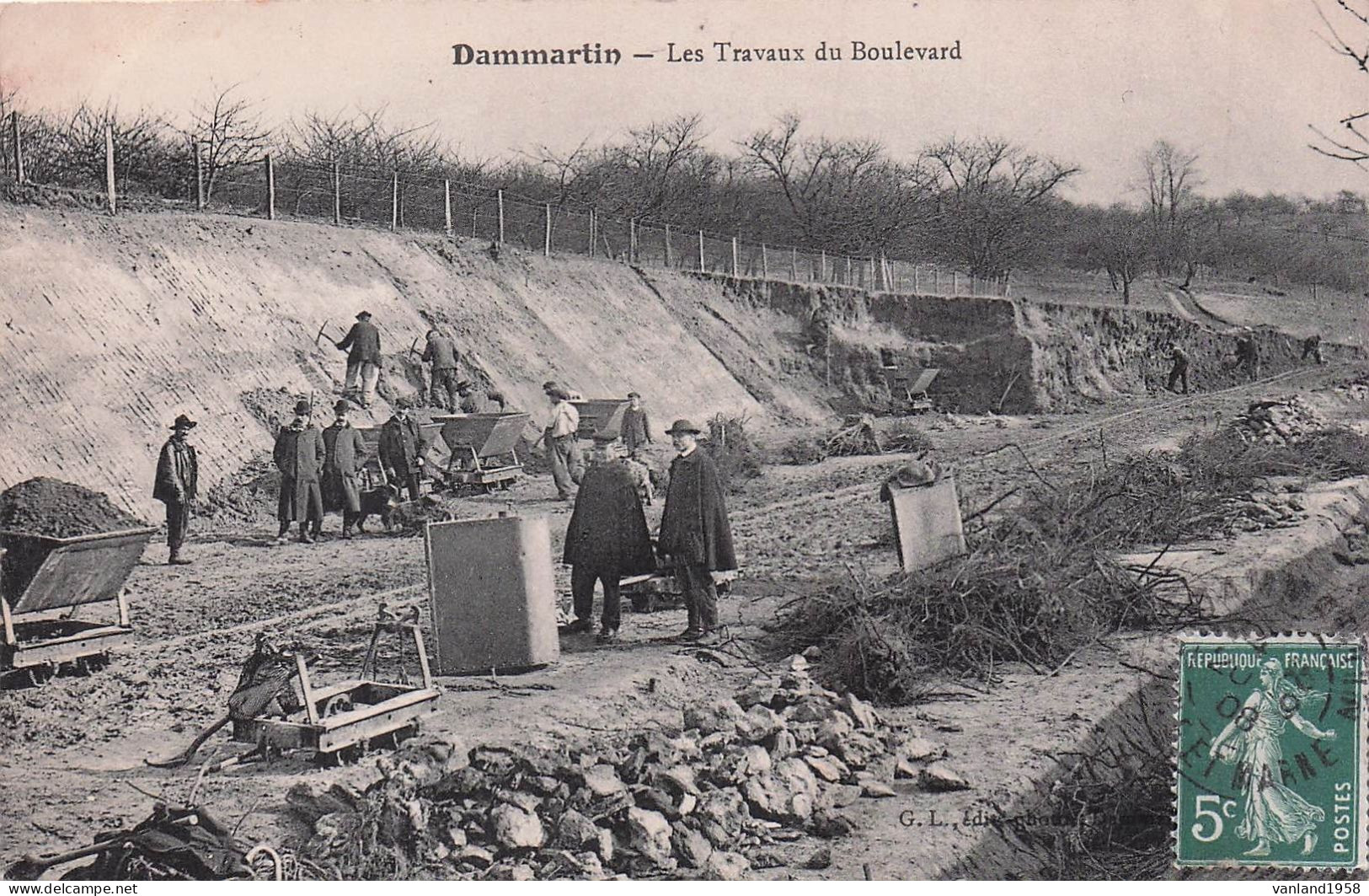 DAMMARTIN-les Travaux Du Boulevard - Dammarie Les Lys