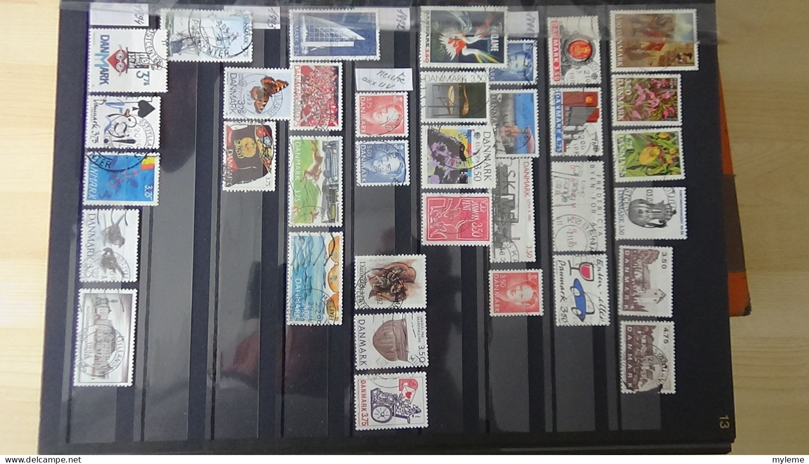 BF43 Bel ensemble de timbres de divers pays dont bloc N° 3 ** signé (1 adhérence en haut) voir scan. Cote 800 euros