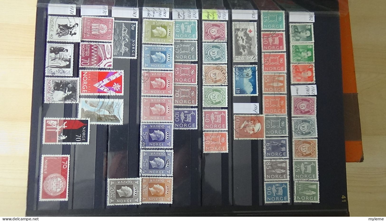 BF43 Bel ensemble de timbres de divers pays dont bloc N° 3 ** signé (1 adhérence en haut) voir scan. Cote 800 euros