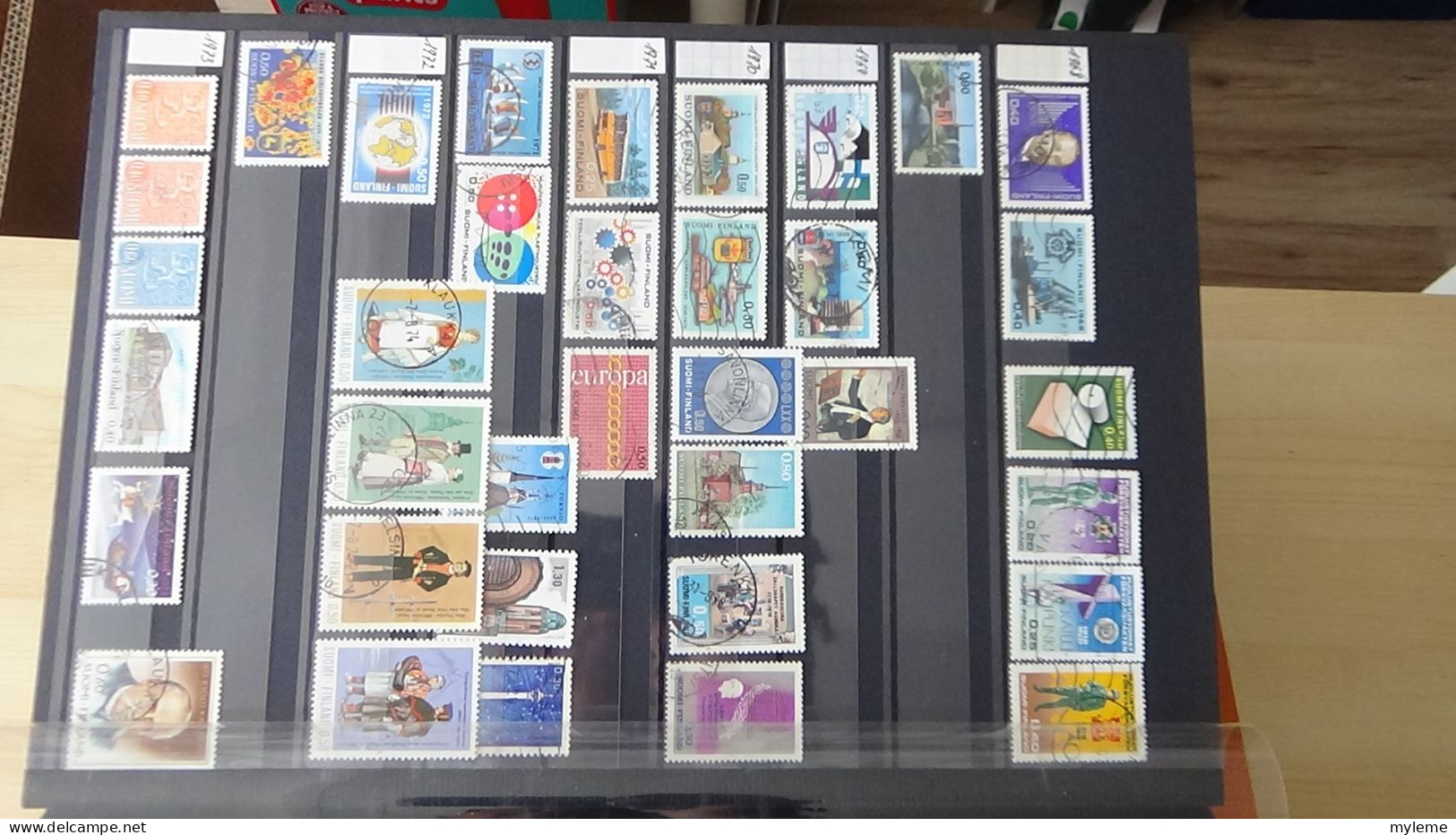 BF43 Bel ensemble de timbres de divers pays dont bloc N° 3 ** signé (1 adhérence en haut) voir scan. Cote 800 euros