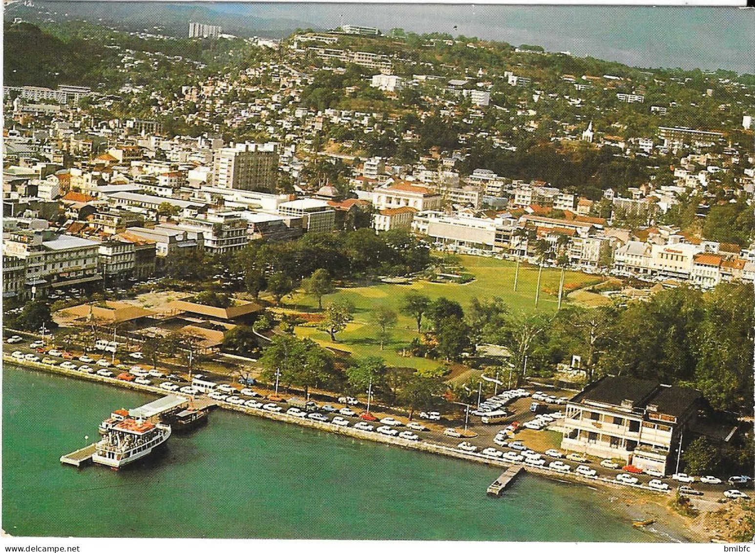 MARTINIQUE - FORT DE FRANCE - Vue Aérienne De La Place De La Savanne - Fort De France