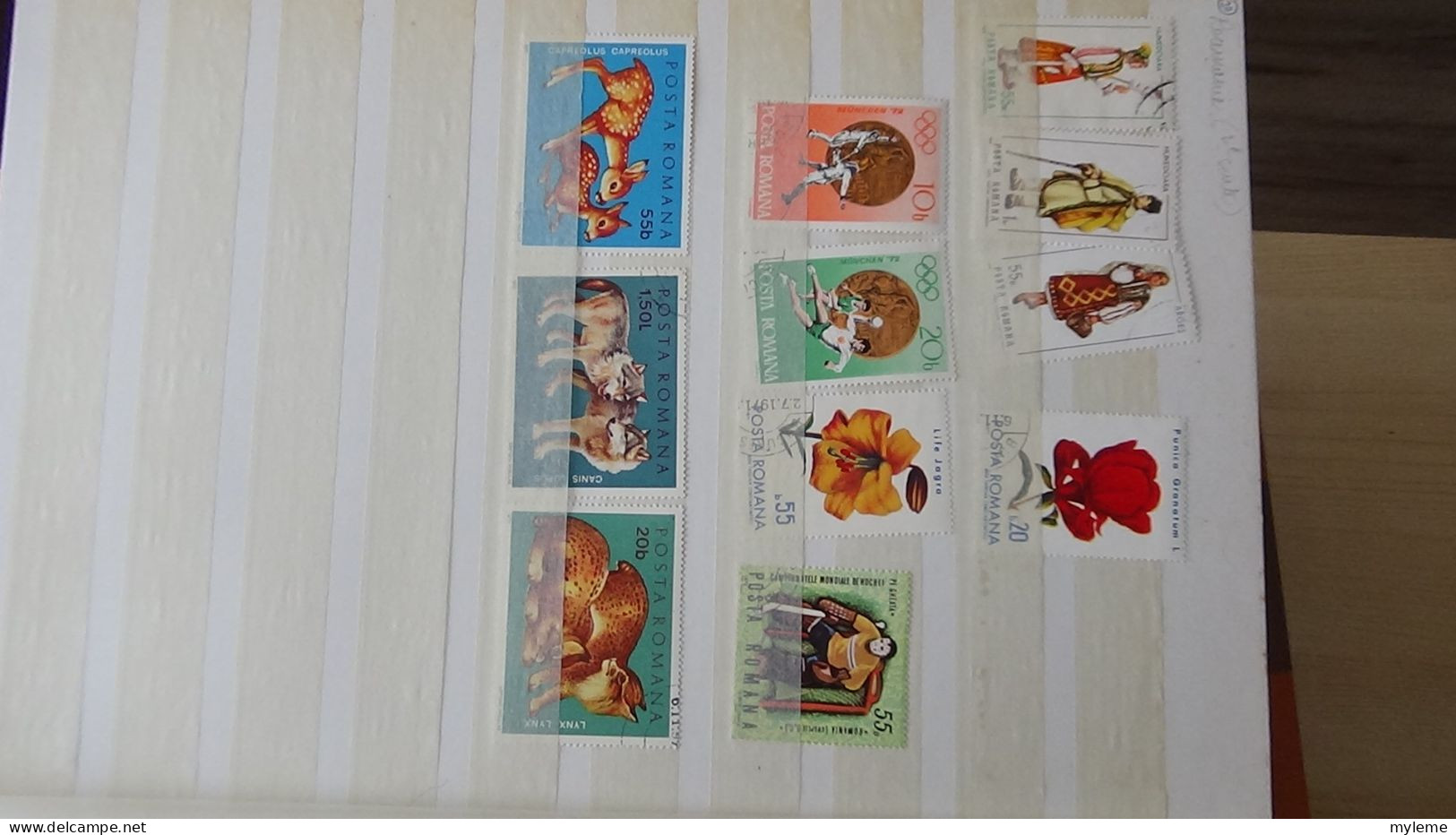 BF45 Bel ensemble de timbres de divers pays dont PA 14 ** (1 adhérence) voir scan. Cote 2000 euros