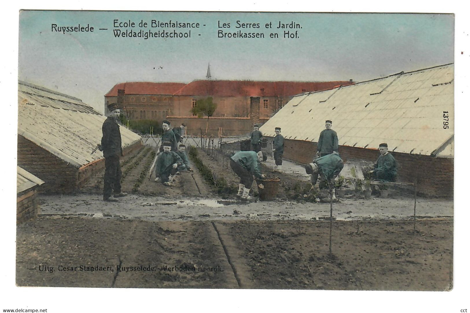 Ruysselede  Ruiselede  Ecole De Bienfaisance   Les Serres Et Jardin - Ruiselede