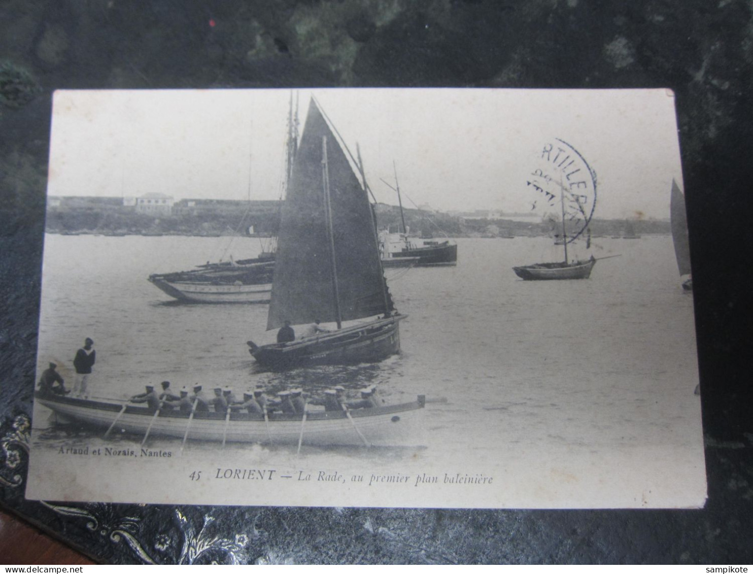 Carte Postale Morbihan Lorient, La Rade, Une Baleinière - Lorient