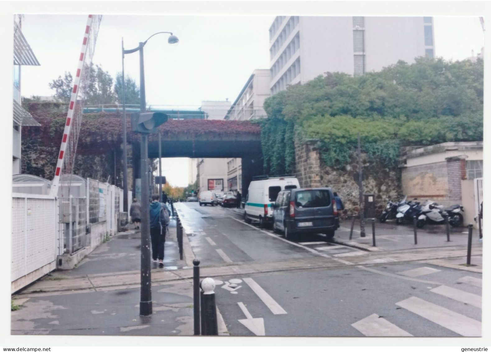 Photo-carte Moderne "Voie D'accés Du Métro Aux Ateliers RATP De La Rue De Lagny à Paris" - U-Bahnen