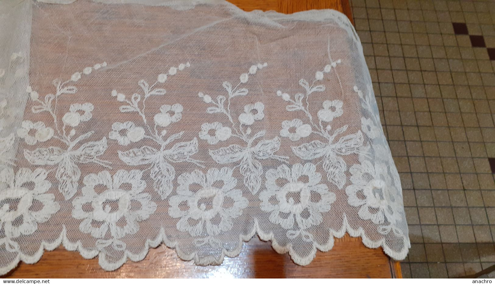 DENTELLE Sur TULLE 3.85 M X 30 Cm BRODERIE Ancienne Et PASSEMENTERIE - Encajes Y Tejidos