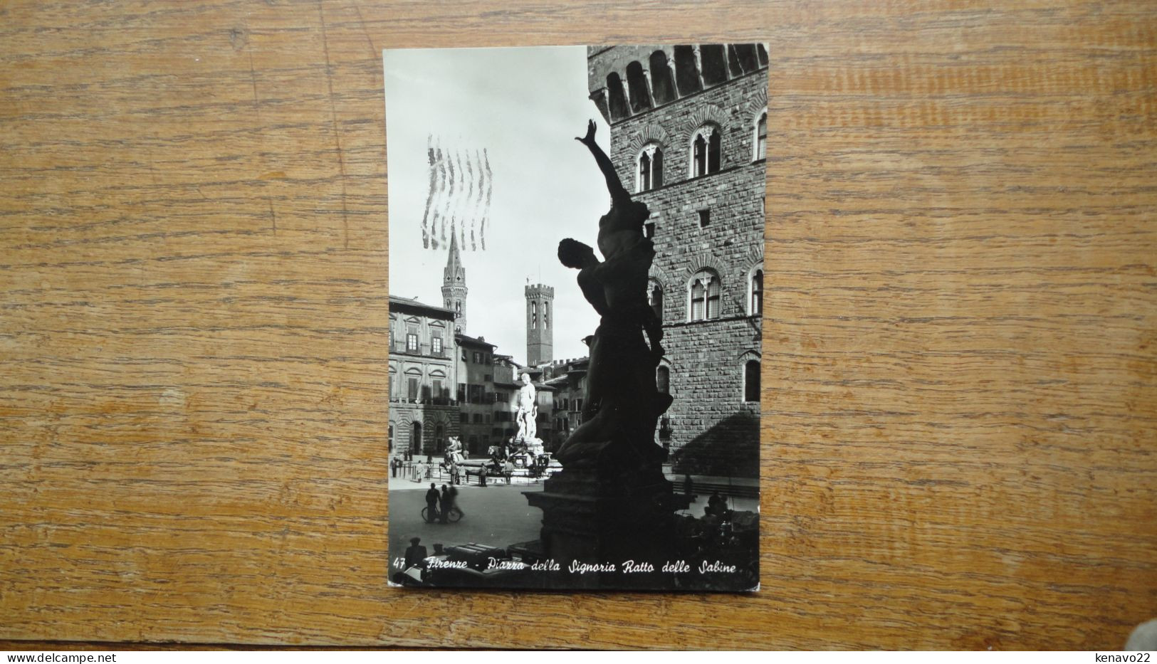 Italie , Firenze , Piazza Della Signoria Ratto Delle Sabine "" Belle Paire De Timbres Rare Un Neuf Et Oblitéré "" - Firenze (Florence)