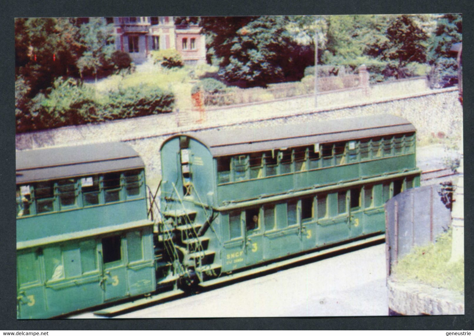 Photo-carte Moderne "Voitures à Impériale Bidel En Gare De Montmorency - Années 50" Train SNCF - Treinen