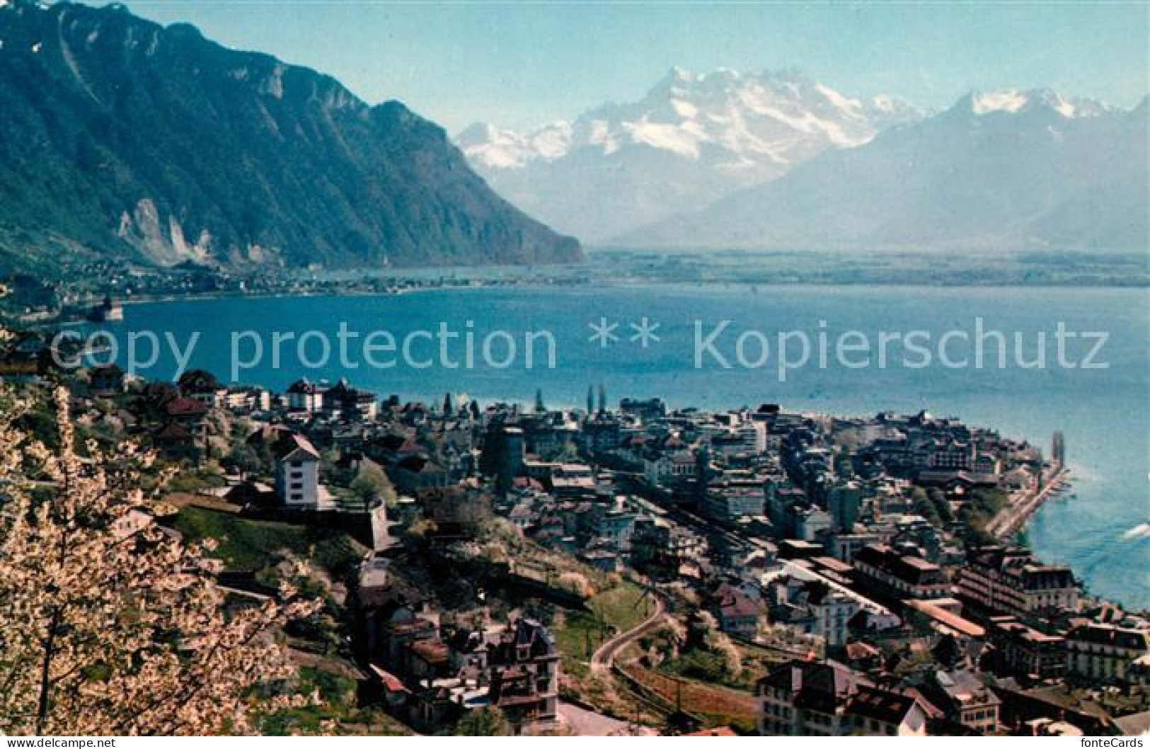 13061434 Montreux VD Vue Generale Et Les Dents Du Midi Montreux VD - Sonstige & Ohne Zuordnung