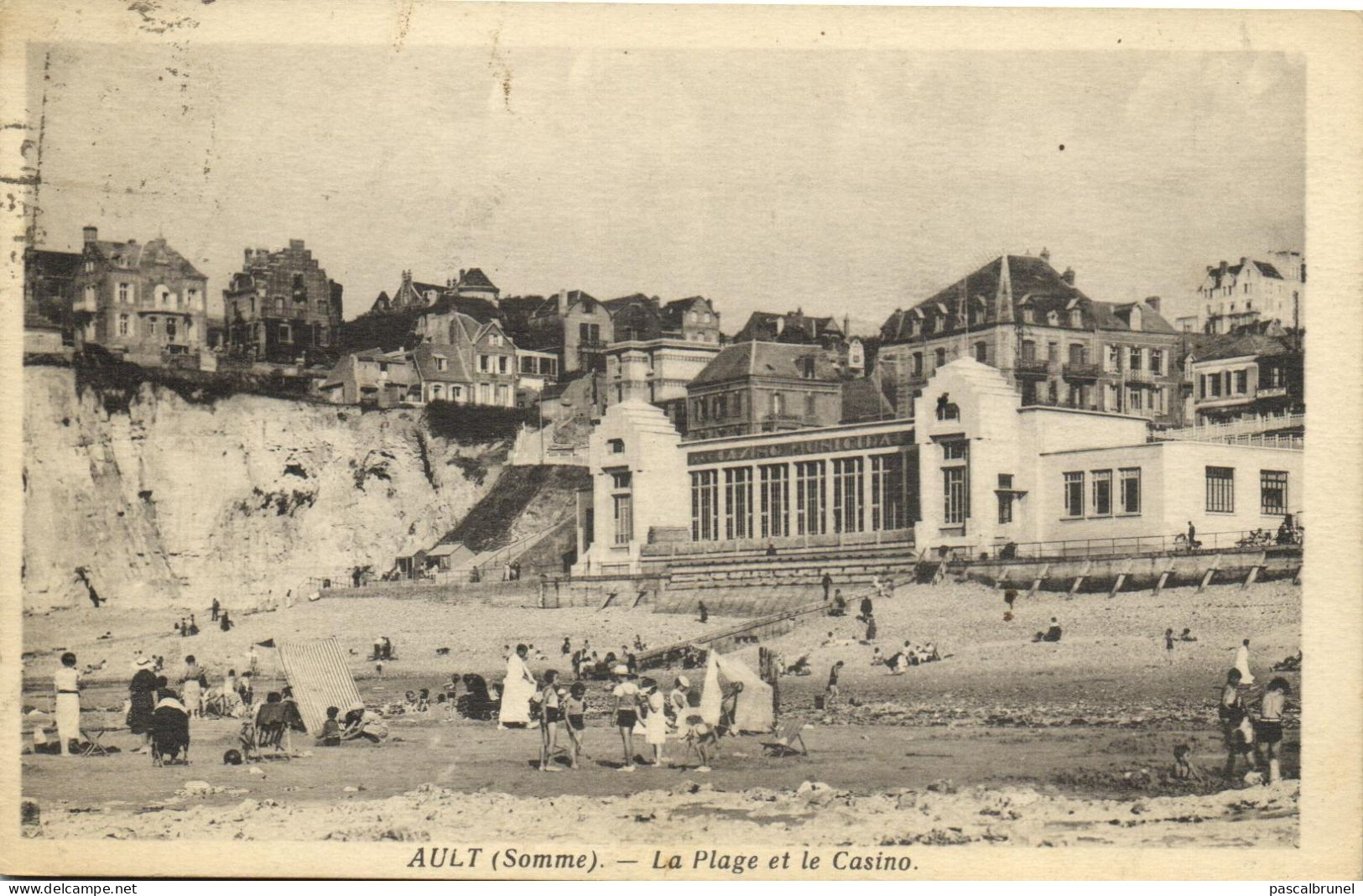 AULT - LA PLAGE ET LE CASINO - Ault