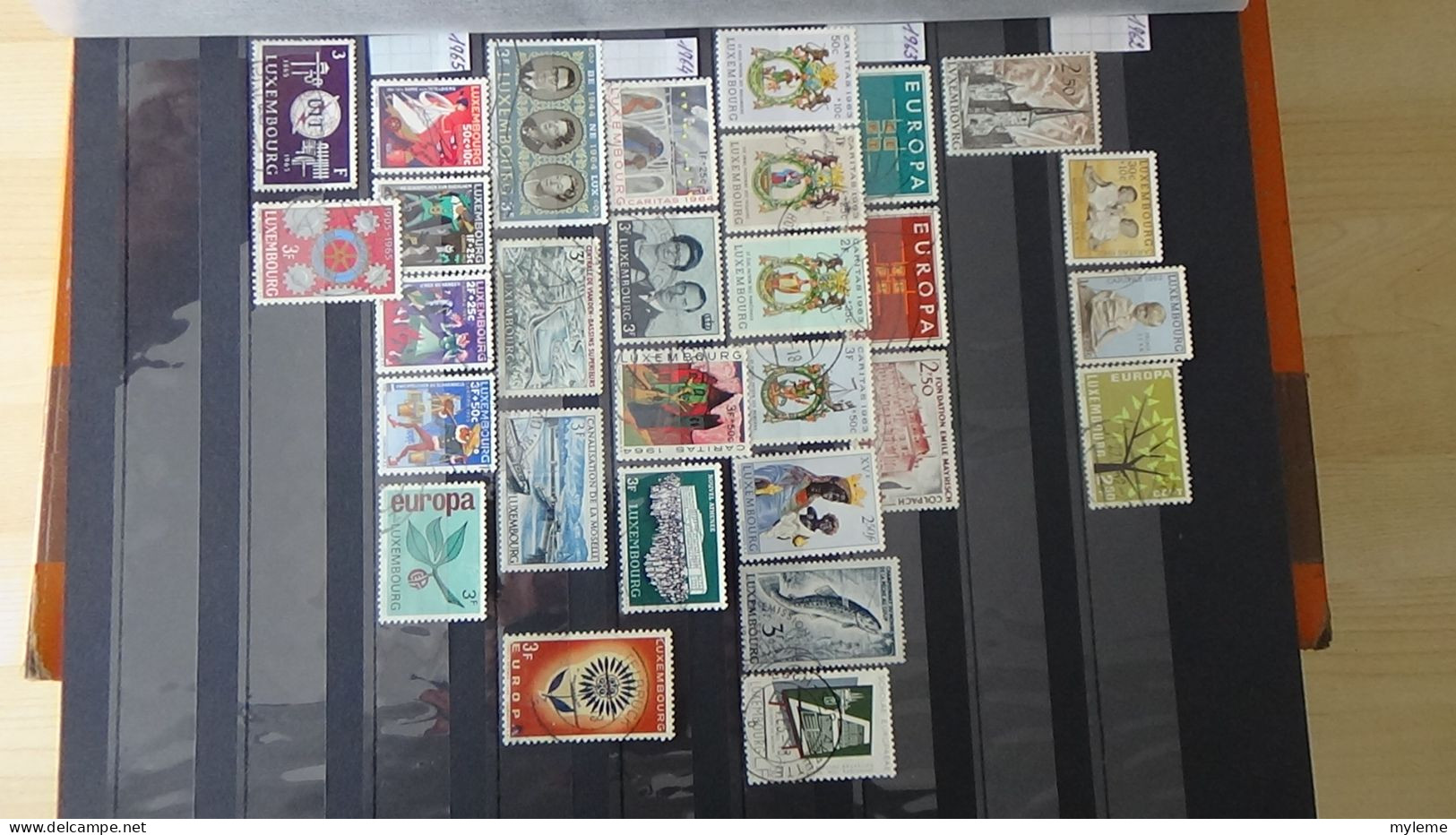 BF48 Bel ensemble de timbres de divers pays dont N° 61 + 75 + 77 ** avec petits défauts. A saisir !!!