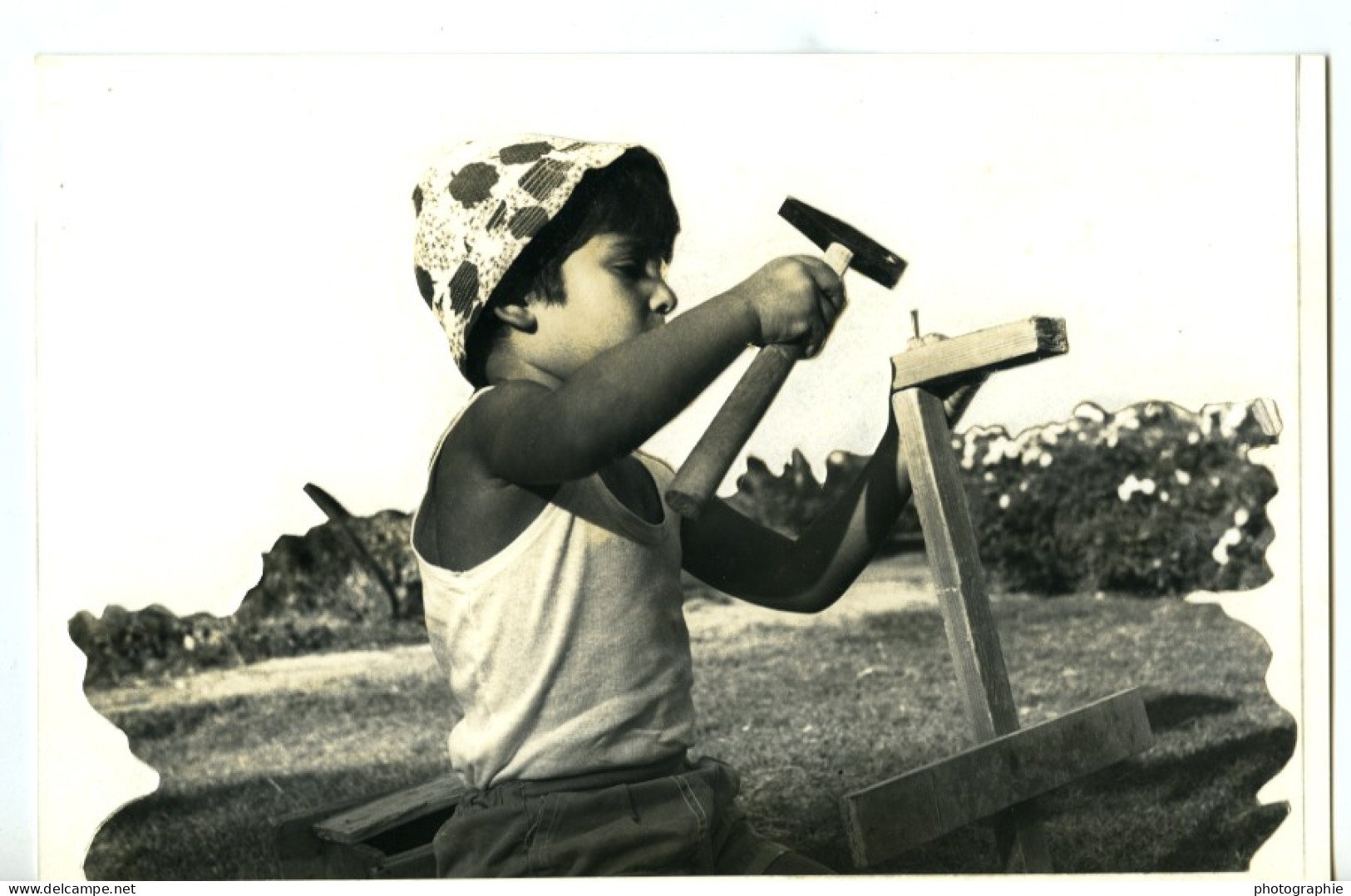 Israel Amiram Le Petit Israelien Ancienne Photo Découpée Et Montée Maziere 1969 #3 - Altri & Non Classificati