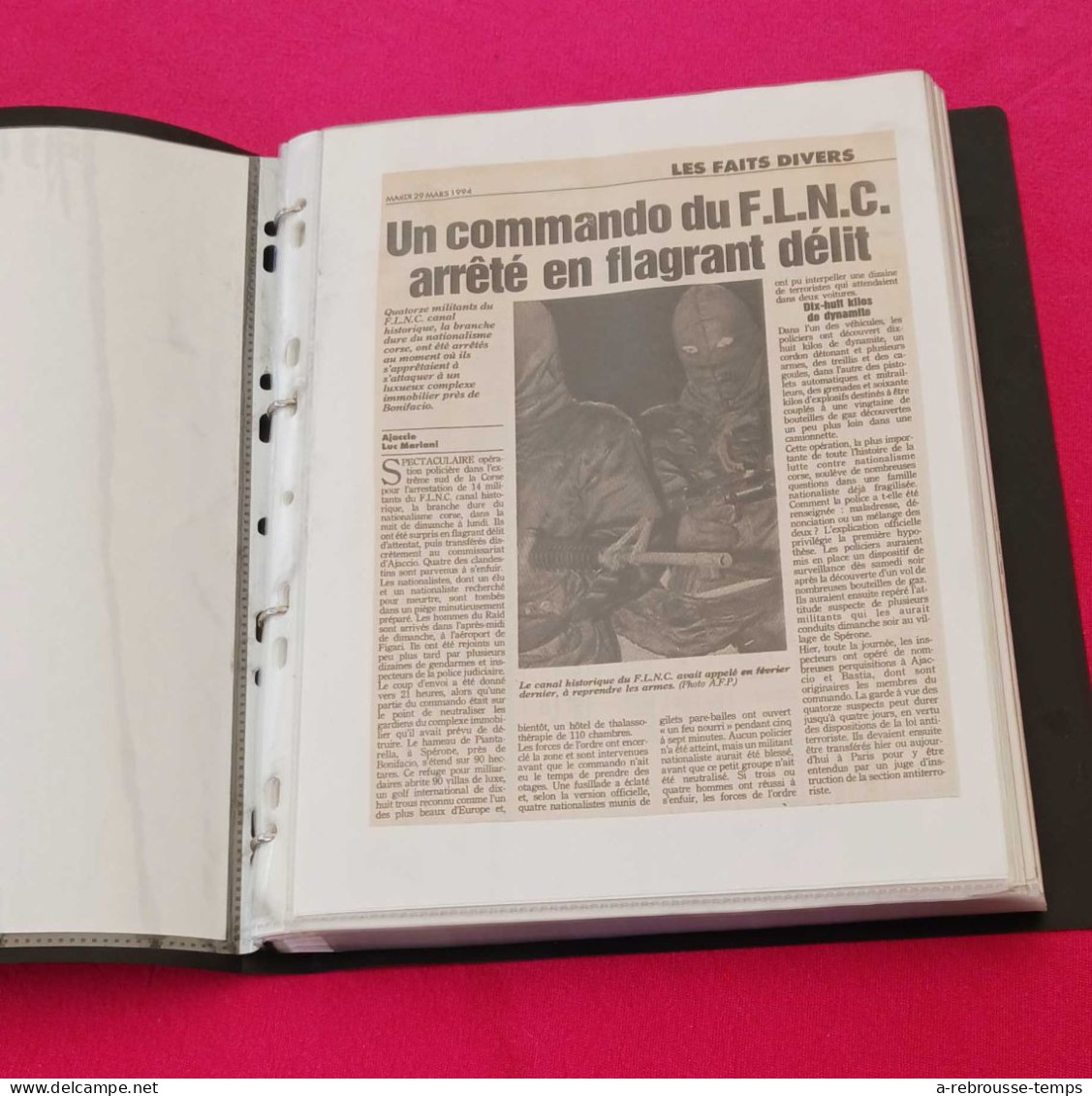 CORSE- FLNC Attentats Nationalisme Police-classeur De + De 80 Articles De Presse Originaux -Années 1994-1995-1996-Tb - Non Classés