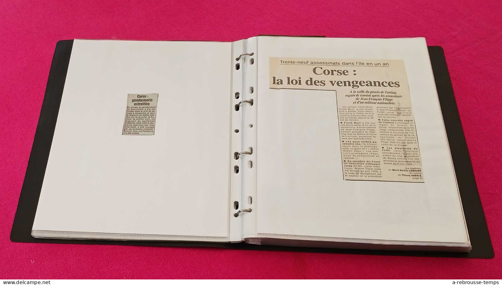 CORSE- FLNC Attentats Nationalisme Police-classeur de + de 80 articles de presse originaux -Années 1994-1995-1996-Tb