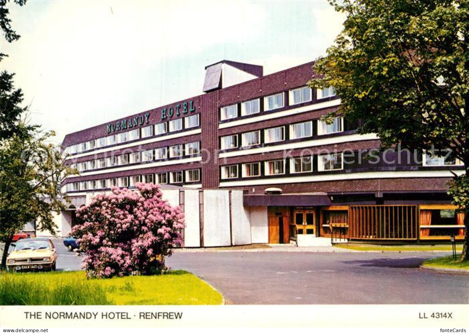 12983793 Renfrew Ontario The Normandy Hotel  Renfrew - Unclassified