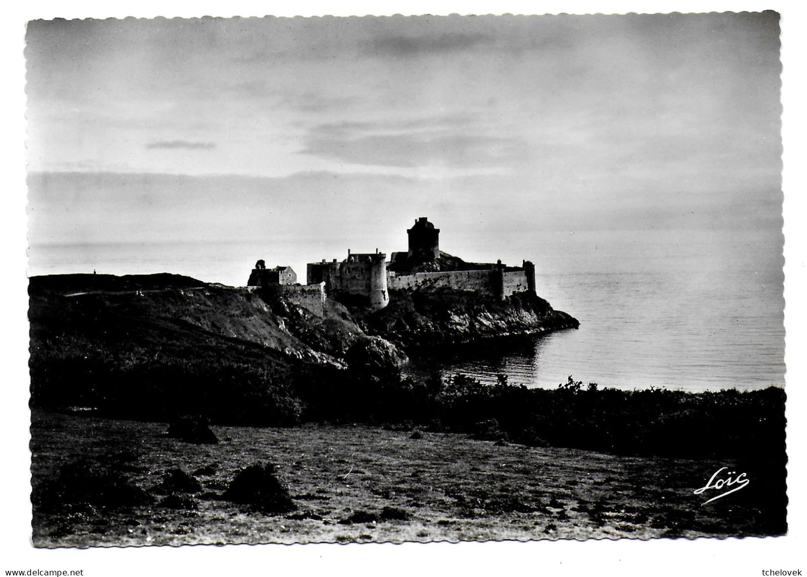 (22). Le Cap Frehel. (8) 3067 Fort La Latte & (9) 1921 & (10) MX 7835 Grande Fauconerie 1960 - Cap Frehel