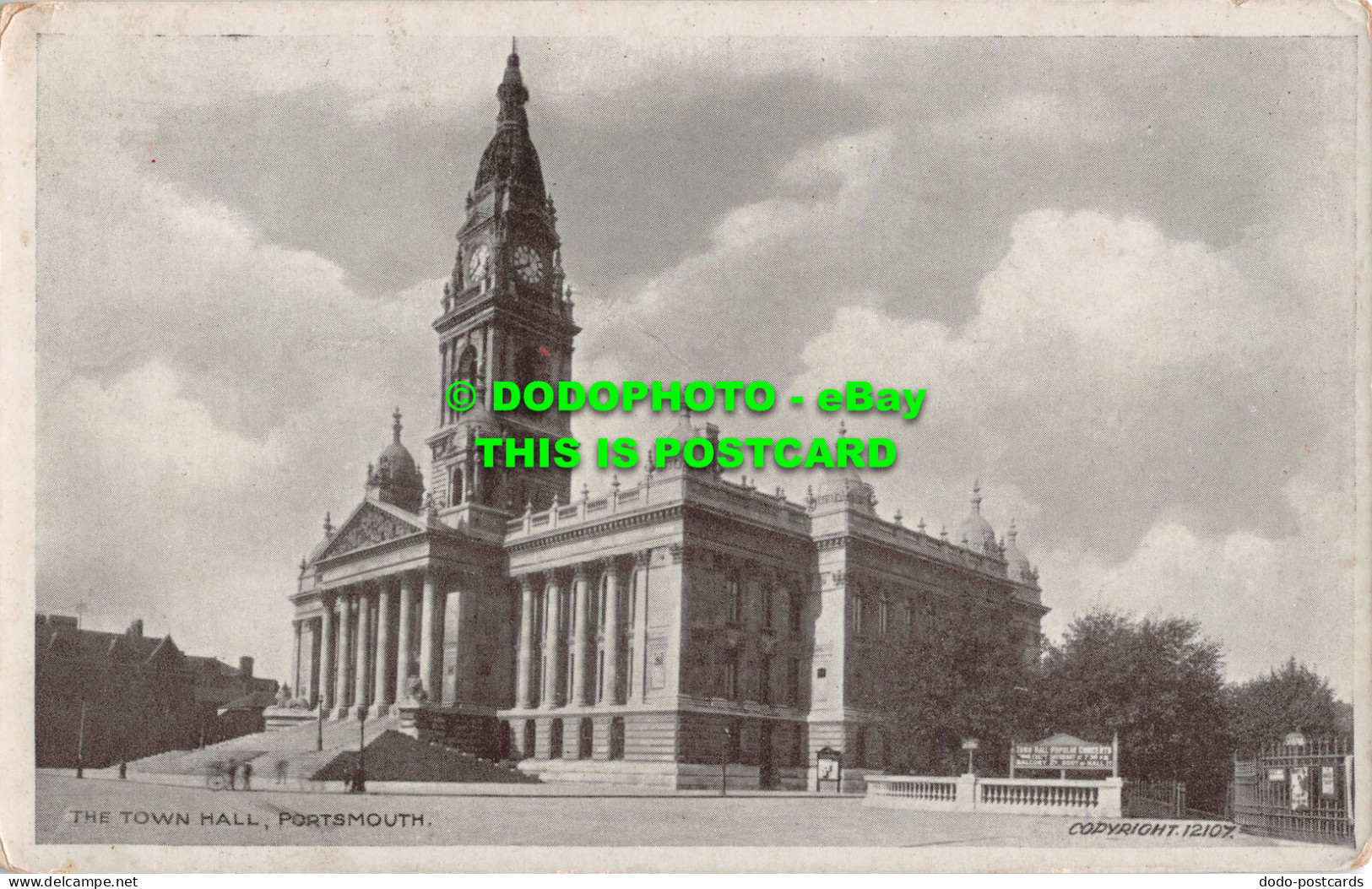 R530992 Town Hall. Portsmouth. 12107 - Monde
