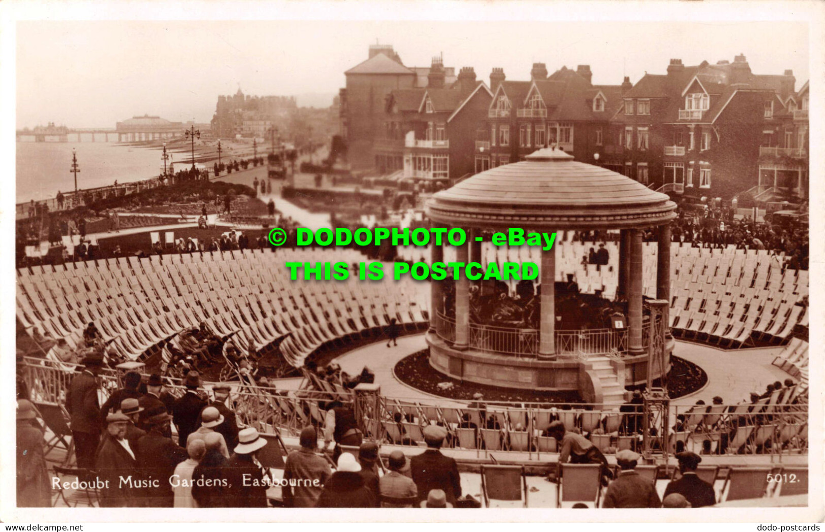 R530627 Redoubt Music Gardens. Eastbourne. 5012. Roy Hudson Photos. Photo Publis - Monde